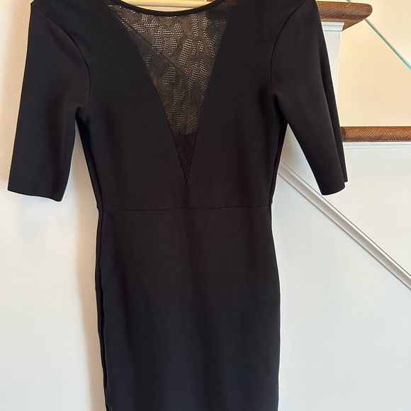 Robe ajustée BCBGmaxazria noir et dentelle - Picture 3 of 5